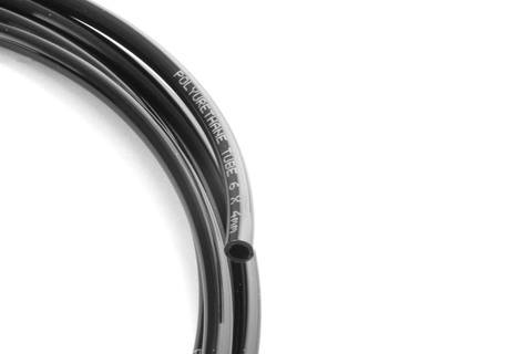 Foto von 4 / 6mm schwarzer Polyurethan-Schlauch